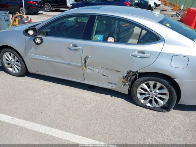 JTHBW1GG7E2068502 Lexus ES 300H