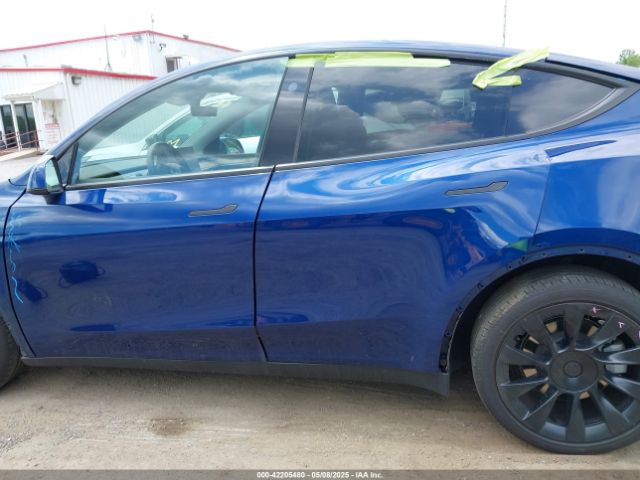 7SAYGDEE4RA247532 Tesla Model Y Long Range Dual Motor All-wheel Drive