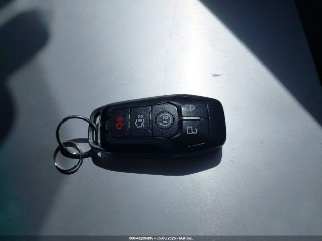 3FA6P0T90GR137374 Ford FUSION SE