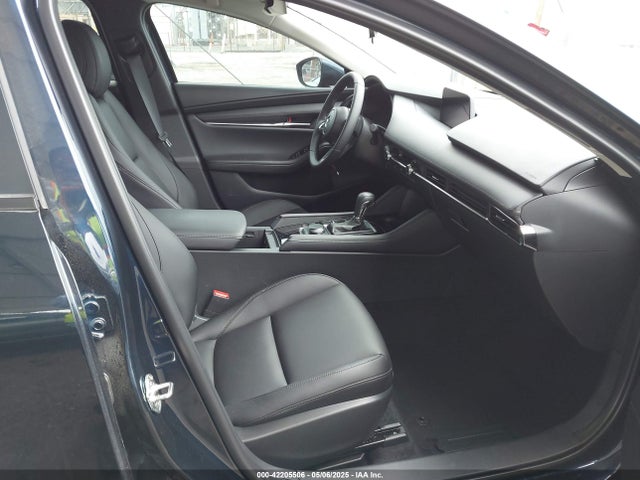 Mazda Mazda3 2.5 S Preferred 2025 JM1BPACM4S1779375 Image 5
