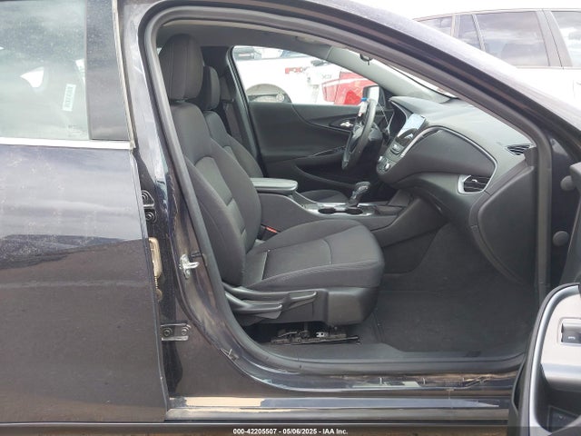 1G1ZD5ST9PF229776 Chevrolet Malibu Fwd 1lt