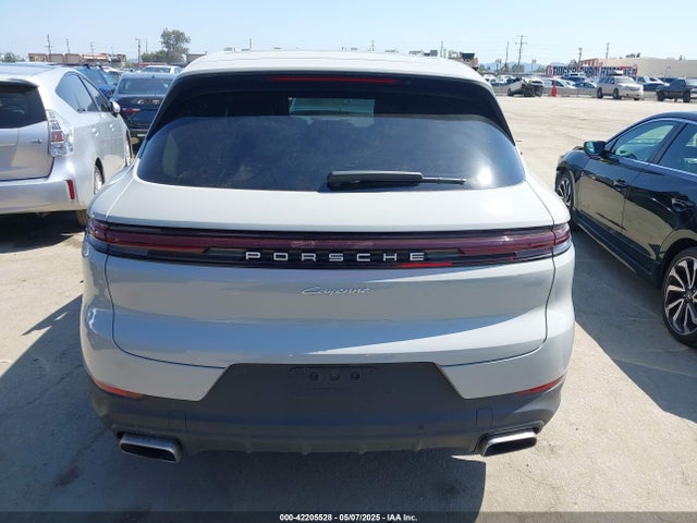 Porsche Cayenne 2024 WP1AA2AY5RDA02624 Image 15