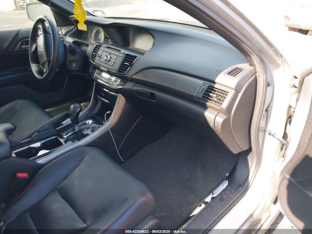 1HGCR2F18HA042325 Honda Accord Sport Se