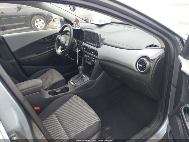 2019 HYUNDAI KONA KM8K12AA7KU302093 Photo 4