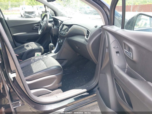 KL7CJPSB8KB901218 Chevrolet Trax Lt