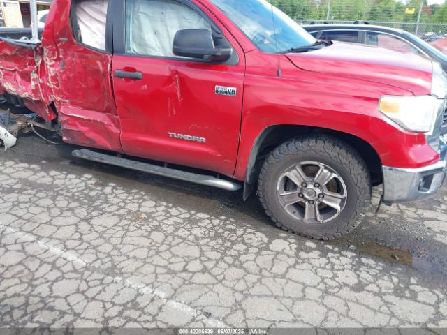 5TFUY5F11FX451400 Toyota Tundra Sr5 5.7l V8