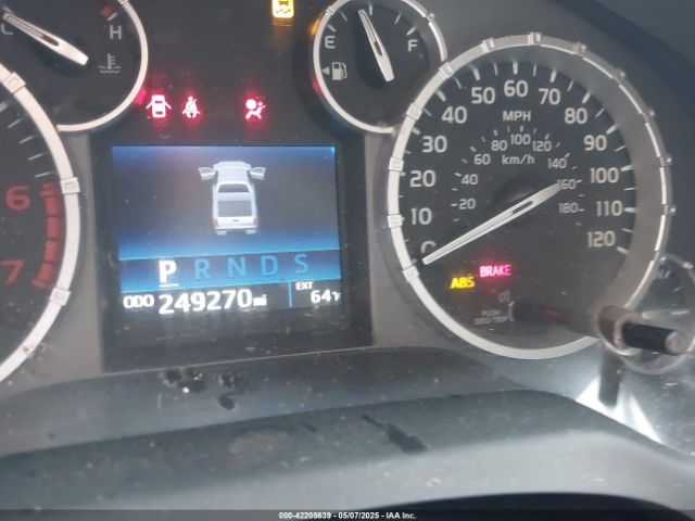 5TFUY5F11FX451400 Toyota Tundra Sr5 5.7l V8