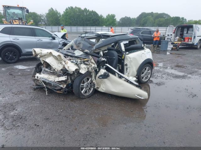 2013 MINI HARDTOP WMWSU3C56DT544638 Photo 1