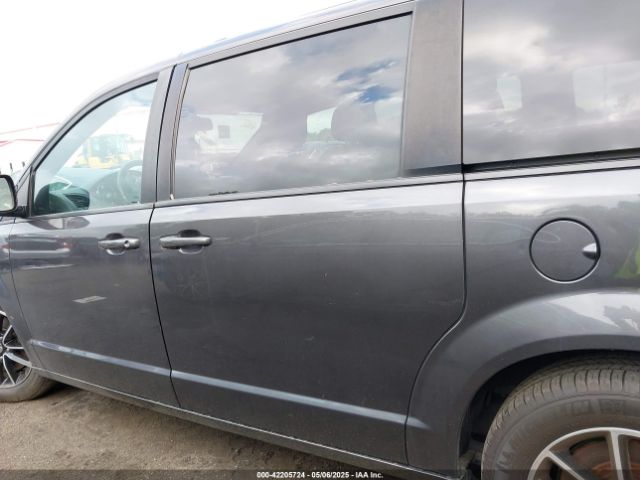 2C4RDGEG2KR520641 Dodge Grand Caravan Gt