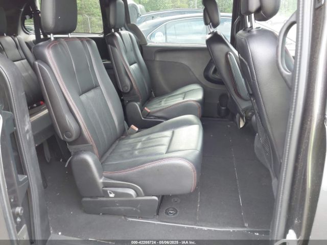 2C4RDGEG2KR520641 Dodge Grand Caravan Gt