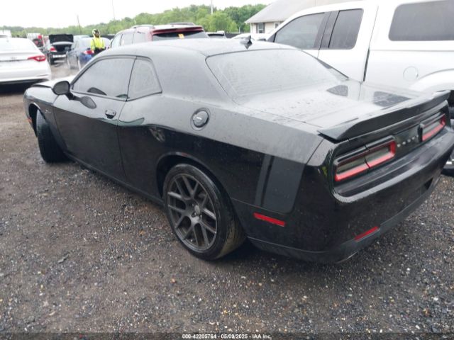 2C3CDZFJ1GH265333 Dodge Challenger 392 Hemi Scat Pack Shaker