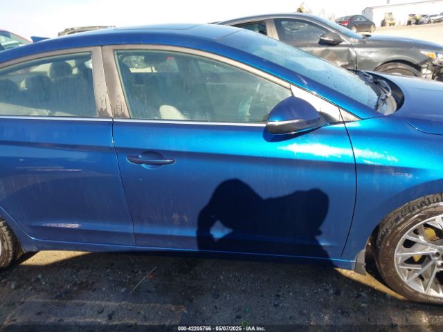 5NPD84LFXLH566501 Hyundai Elantra Limited