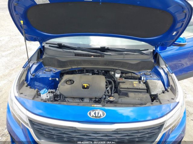 KNDEUCAA8M7184183 KIA SELTOS S
