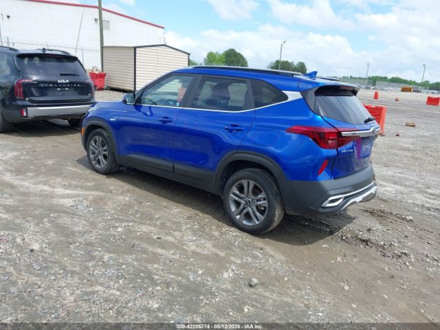 KNDEUCAA8M7184183 KIA SELTOS S