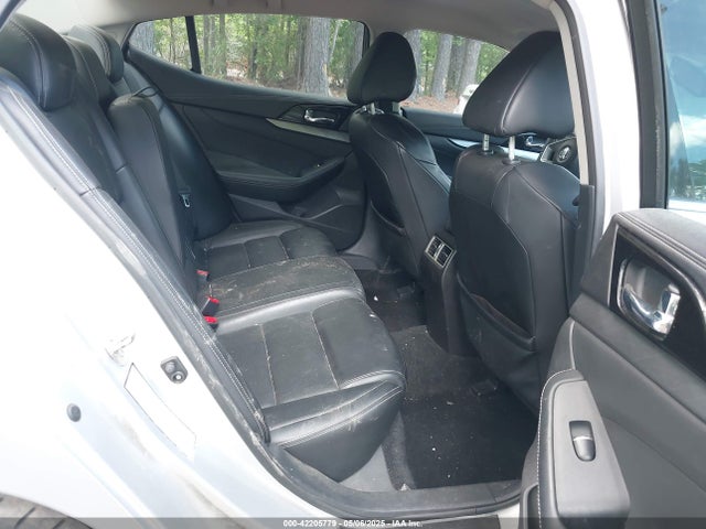 1N4AA6AP5JC378238 Nissan Maxima 3.5 Sv