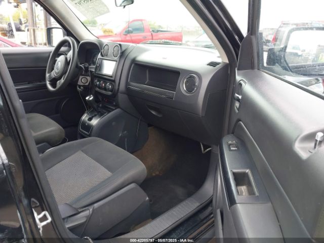 1C4NJPBA3FD387369 Jeep Patriot Altitude Edition