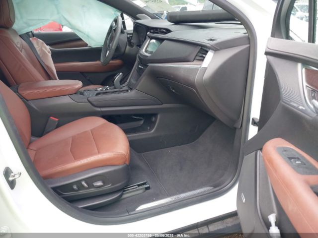 1GYKNDRS9PZ199653 Cadillac lgx