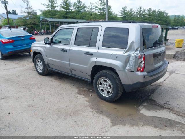2014 JEEP PATRIOT 1C4NJPBB7ED773445 Photo 2