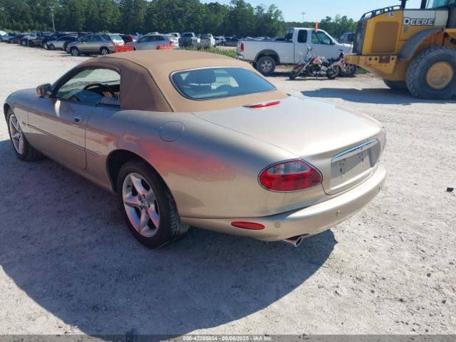 2002 JAGUAR XK8 SAJDA42C32NA24378 Photo 2