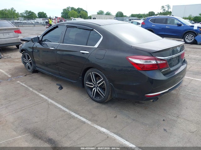 1HGCR2F58HA082701 Honda Accord Sport