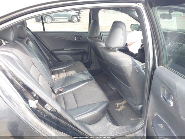 1HGCR2F58HA082701 Honda Accord Sport
