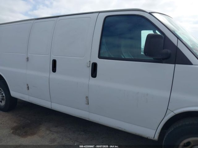1GCWGBFP4K1183082 Chevrolet Express 2500 Work Van