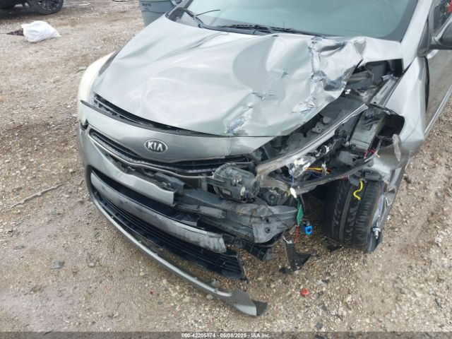 KNAFZ6A30F5297355 KIA Forte Koup Sx