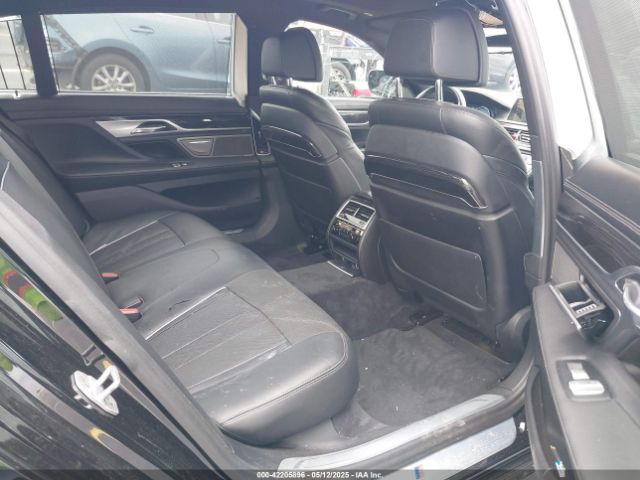 2018 BMW 750I WBA7F0C54JGM23528 Photo 7