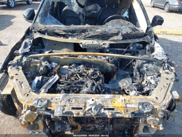 SADFP2FX9J1Z05309 Jaguar E-PACE SE