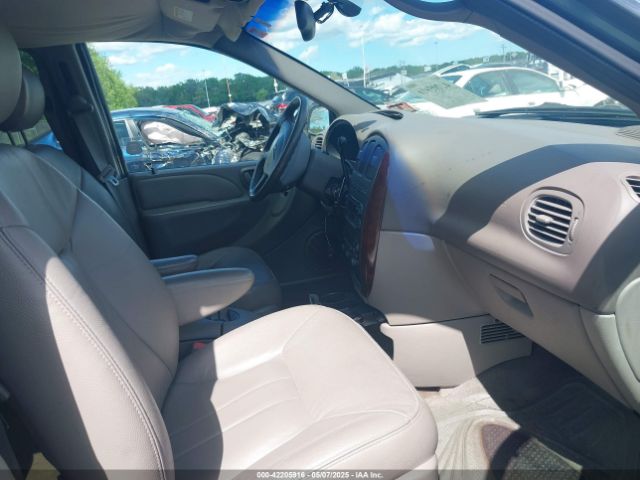 2003 CHRYSLER TOWN & COUNTRY 2C4GP54L03R121259 Photo 4