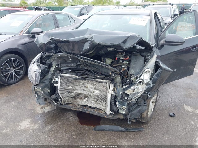 1G1PE5SBXE7480311 Chevrolet Cruze 2lt Auto