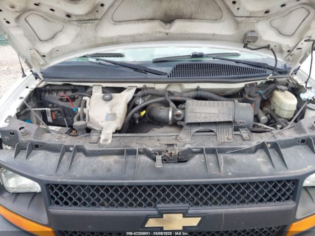 1GCSGAFX8E1104025 Chevrolet Express 1500 Work Van