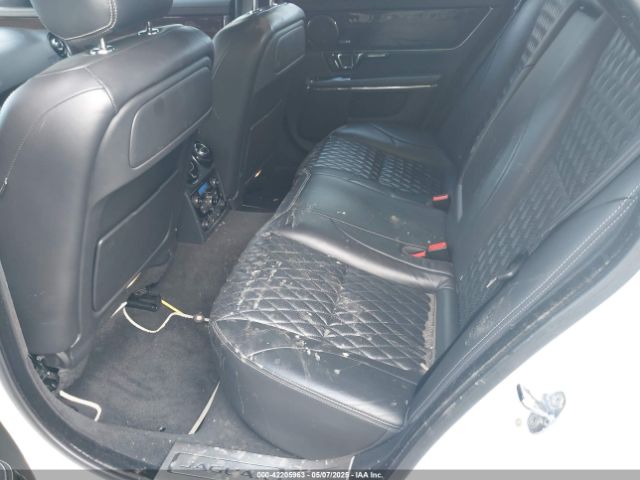 2017 JAGUAR XJ SAJXJ1GD0H8W08934 Photo 7