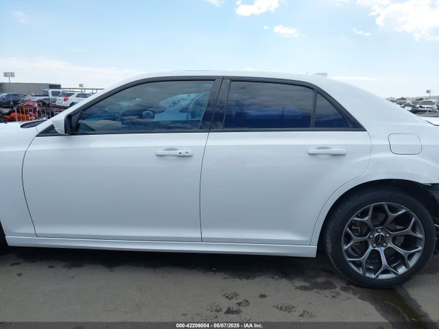 2C3CCABGXHH616160 Chrysler 300 300s