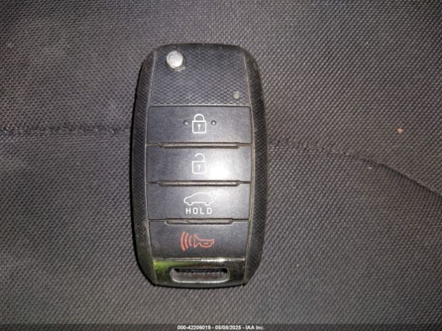 KNDJN2A2XF7236611 KIA Soul