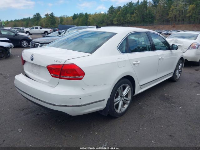1VWBT7A38FC062252 Volkswagen Passat 1.8t Se