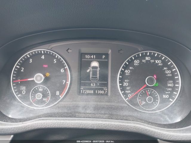 1VWBT7A38FC062252 Volkswagen Passat 1.8t Se