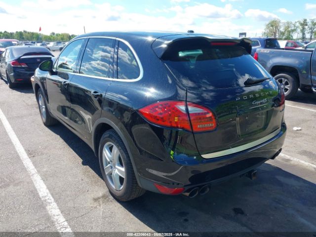 2012 PORSCHE CAYENNE WP1AA2A28CLA04618 Photo 2