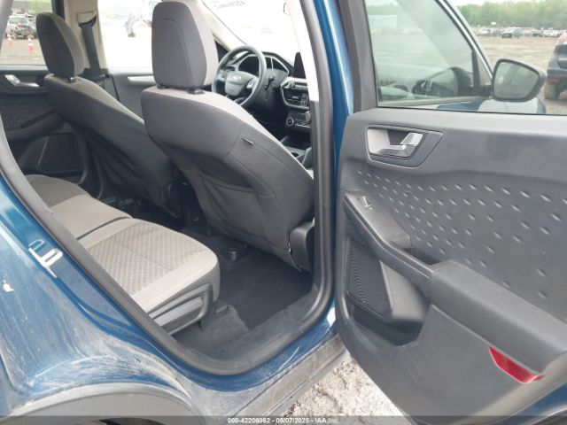 1FMCU9G67LUC72134 Ford ESCAPE SE