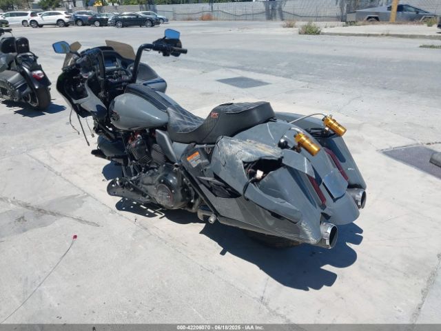 2018 HARLEY-DAVIDSON FLTRXSE 1HD1TCL13JB953033 Photo 2