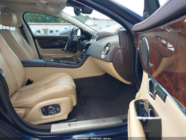 SAJWJ1CD0K8W20865 Jaguar Xj R-sport