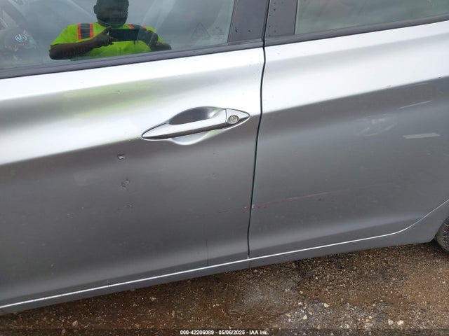Hyundai ELANTRA SE 2016 5NPDH4AE9GH722060 Image 6