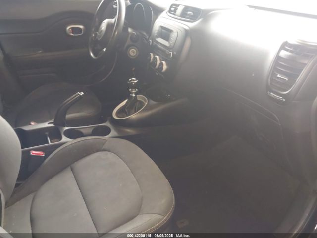KNDJN2A27G7378982 KIA Soul