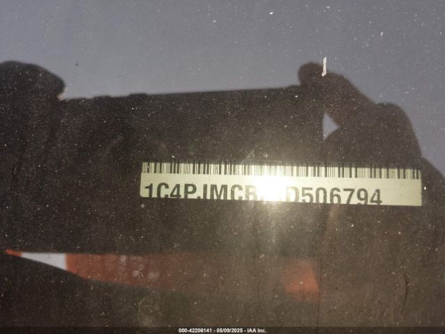 1C4PJMCB2JD506794 Jeep Cherokee Latitude 4x4