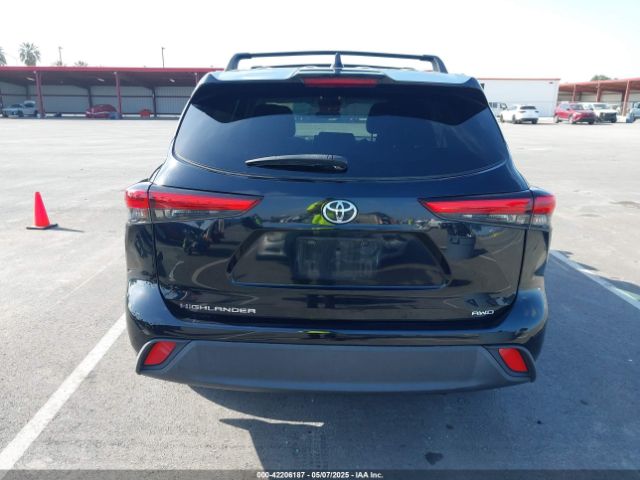 5TDCZRBH1MS558663 Toyota Highlander L
