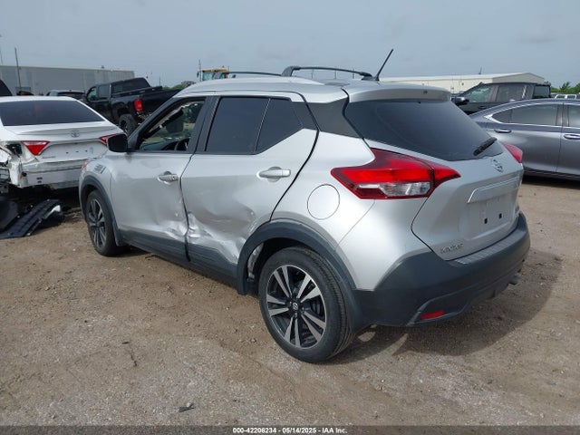 3N1CP5CU4JL522920 Nissan 2018