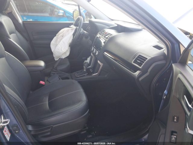 JF2SJGWC0HH553827 Subaru Forester 2.0xt Touring