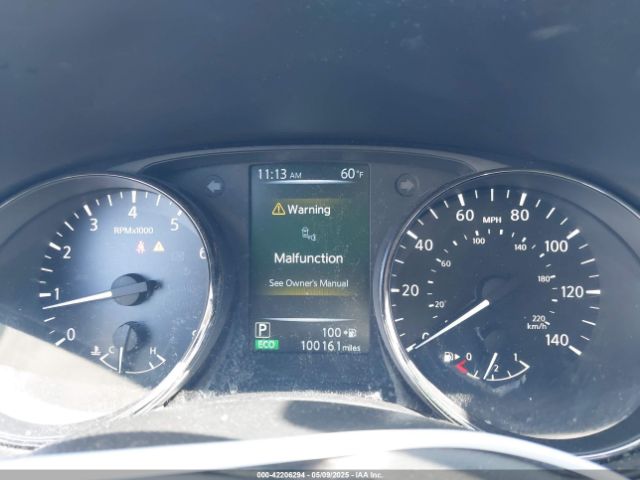 JN8AT2MT7HW141768 Nissan Rogue Sl