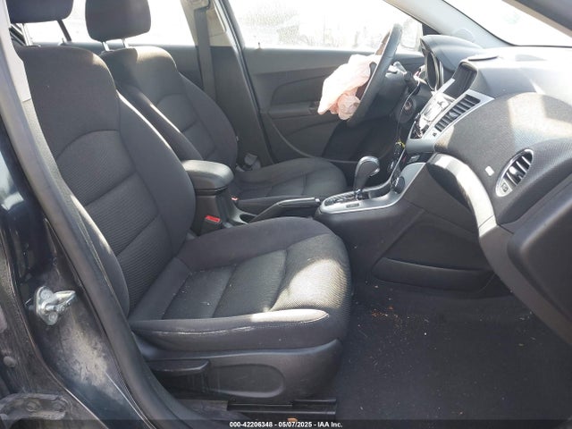 1G1PC5SBXF7236682 Chevrolet Cruze 1lt Auto