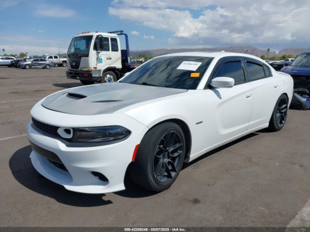 2C3CDXCT4FH745861 Dodge 2015